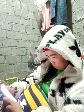 Snapshot of jienrrr chatting on November 28, 2:09 pm jienrrr online show from November 28, 2:09 pm