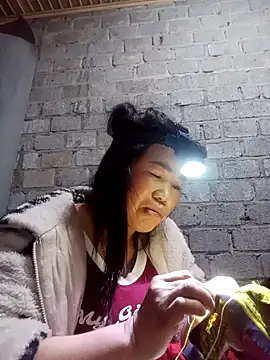 Snapshot of jienrrr chatting on December 18, 12:38 am jienrrr online show from December 18, 12:38 am