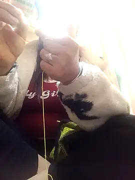 Snapshot of jienrrr chatting on December 19, 12:50 am jienrrr online show from December 19, 12:50 am