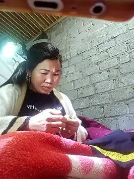 Snapshot of jienrrr chatting on December 20, 1:02 am jienrrr online show from December 20, 1:02 am