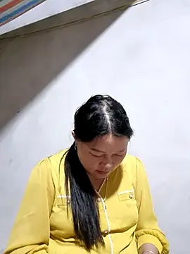 Snapshot of yoowwmr chatting on October 26, 1:17 pm yoowwmr online show from October 26, 1:17 pm