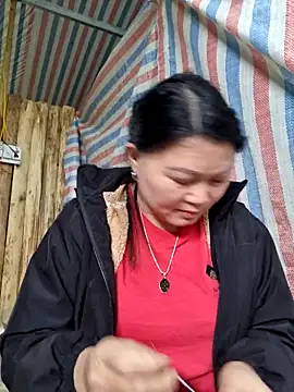 Snapshot of yoowwmr chatting on November 2, 2:58 am yoowwmr online show from November 2, 2:58 am