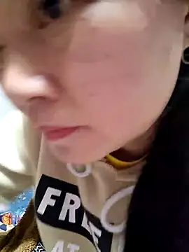 yoowwmr online show from February 8, 3:26 pm