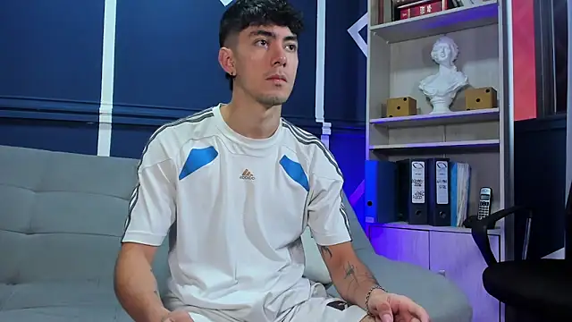 etham wolf  online show from October 4, 12:14 pm