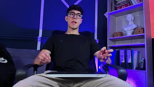 etham wolf  online show from October 8, 4:15 pm