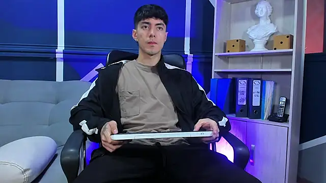 etham wolf  online show from October 9, 12:03 pm