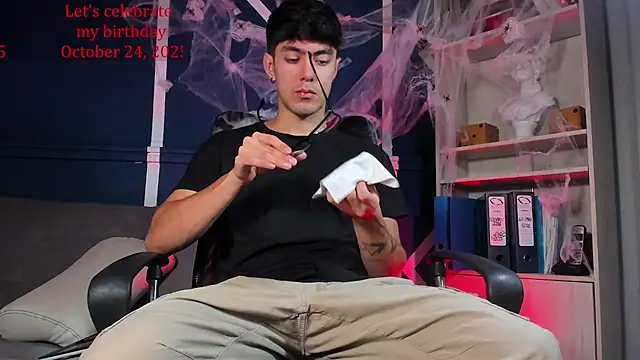 etham wolf  online show from October 16, 11:11 am