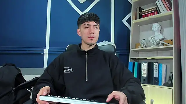 etham wolf  online show from November 15, 12:02 pm