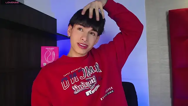 Snapshot of Ezra_Storm chatting on September 15, 4:45 am Ezra Storm online show from September 15, 4:45 am