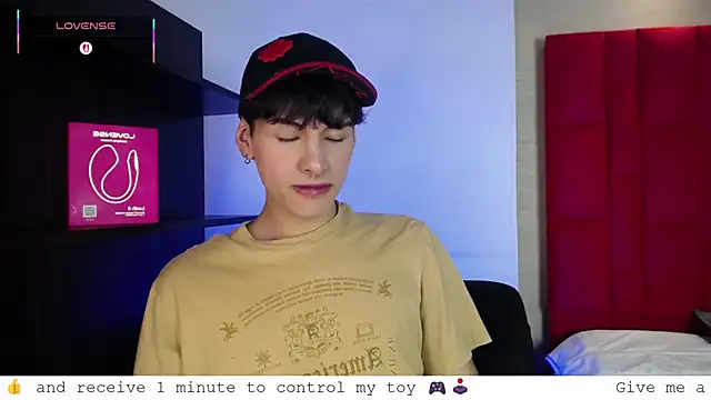 Snapshot of Ezra_Storm chatting on September 25, 5:33 am Ezra Storm online show from September 25, 5:33 am