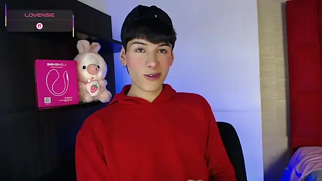 Snapshot of Ezra_Storm chatting on October 26, 5:02 am Ezra Storm online show from October 26, 5:02 am