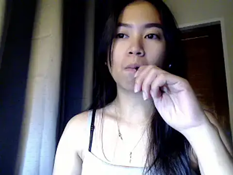 candycrushyyy online show from October 17, 9:50 pm