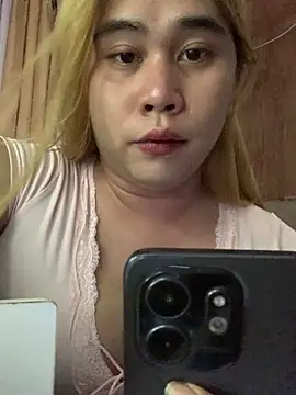 stacykush online show from April 15, 3:30 pm
