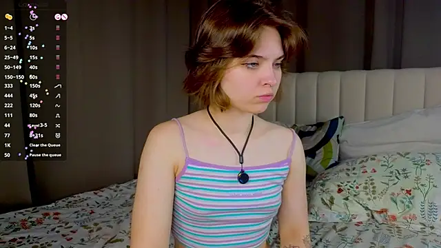 Snapshot of PolIyBowman chatting on September 26, 3:05 pm PolIyBowman online show from September 26, 3:05 pm