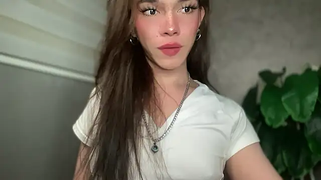 Snapshot of Misselliefayexxx chatting on January 12, 9:42 pm Misselliefayexxx online show from January 12, 9:42 pm