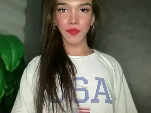 Snapshot of Misselliefayexxx chatting on February 17, 8:48 pm Misselliefayexxx online show from February 17, 8:48 pm