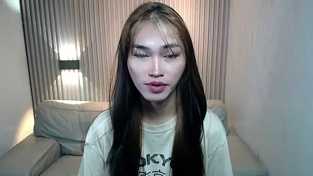 lovelychanel69xx online show from November 5, 10:43 pm