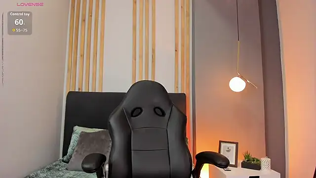 ivy collins  online show from October 24, 9:44 pm