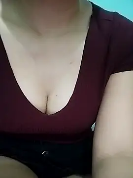 Snapshot of Gi_uu2 chatting on September 12, 2:00 am Gi uu2 online show from September 12, 2:00 am