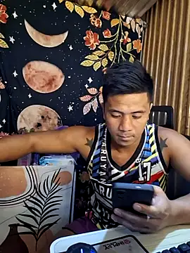 Snapshot of mr_dave chatting on December 21, 7:15 am mr dave online show from December 21, 7:15 am