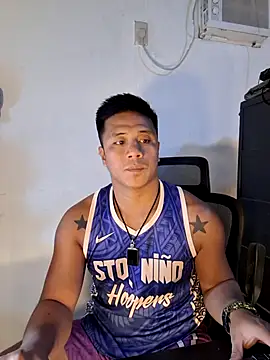 Snapshot of mr_dave chatting on February 8, 1:47 pm mr dave online show from February 8, 1:47 pm