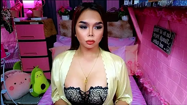 MoniqueCeleste online show from January 16, 2:04 am