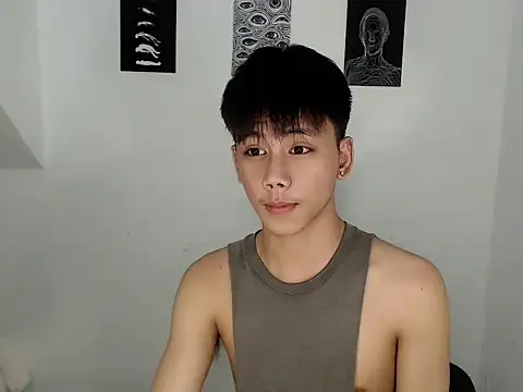 ynotyu online show from May 21, 12:23 pm