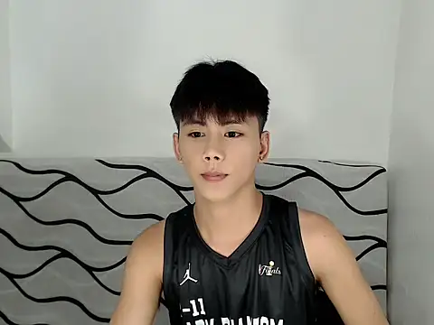 ynotyu online show from June 21, 6:54 pm