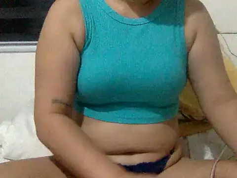 yummy mia online show from June 16, 10:18 am