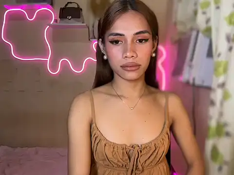 Lovelynikki03 online show from September 26, 5:17 pm