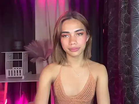 Lovelynikki03 online show from October 20, 6:52 pm