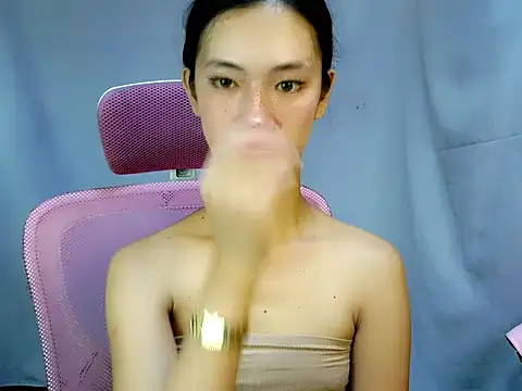 Ayabell123 online show from May 17, 3:26 am