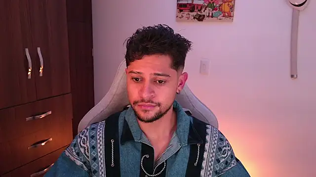 domsantiago  online show from January 10, 3:08 am