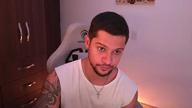 domsantiago  online show from February 27, 3:28 am