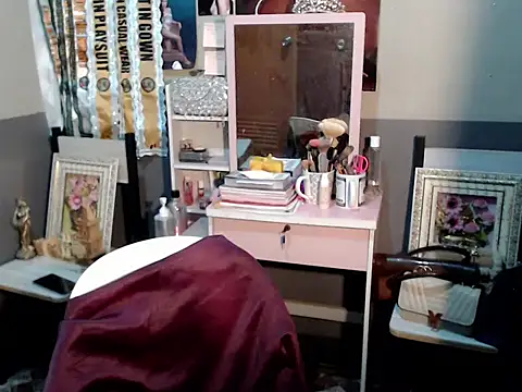 miya khali online show from November 30, 2:15 am