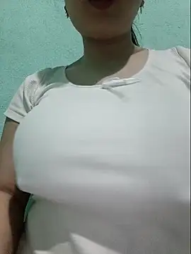 Shiny Babe online show from May 8, 2:39 am