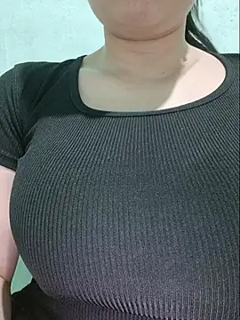 Shiny Babe online show from June 15, 2:19 pm