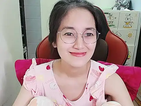 Shulee21 online show from September 13, 2:00 am