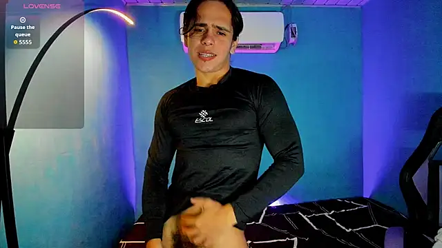 Maximiliano scoott   online show from September 11, 5:57 pm