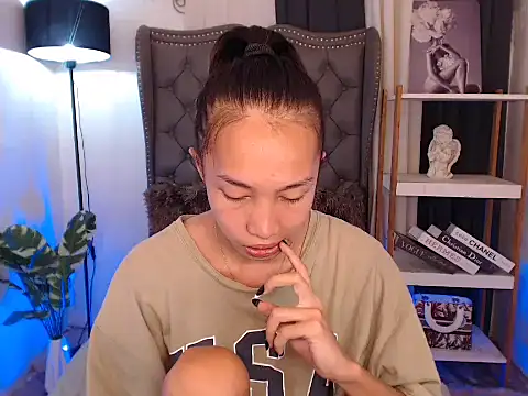 Sweet kittyxx online show from October 14, 2:45 am