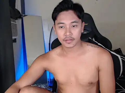 alexsuckable01 online show from October 3, 5:26 am