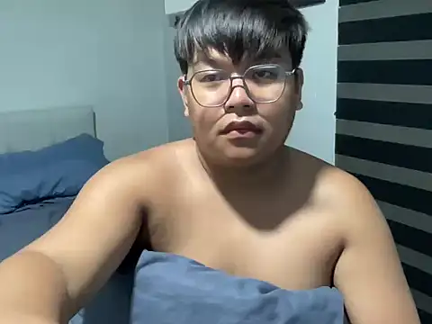 red libraxxx online show from September 14, 4:17 pm