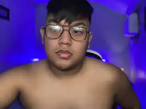 red libraxxx online show from February 6, 3:48 pm