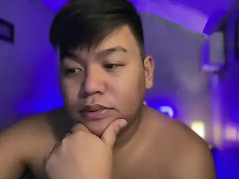 red libraxxx online show from February 9, 2:10 pm