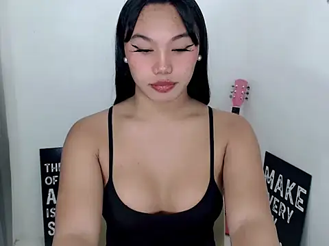 Snapshot of liane_mei chatting on March 4, 2:01 pm liane mei online show from March 4, 2:01 pm