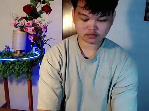 Reynelcock online show from June 7, 3:54 am