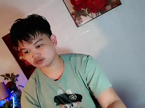 Reynelcock online show from June 26, 4:11 pm
