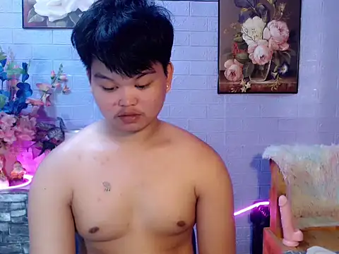 Reynelcock online show from July 26, 6:26 pm