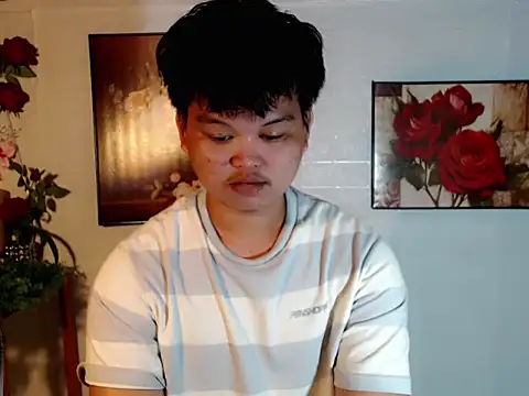 Reynelcock online show from August 4, 10:18 am