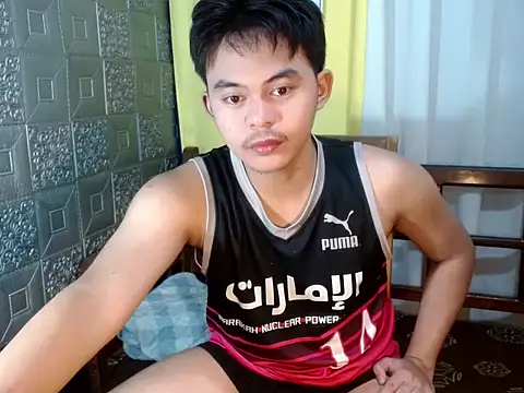 Snapshot of urguy_toshi chatting on November 26, 5:30 am urguy toshi online show from November 26, 5:30 am